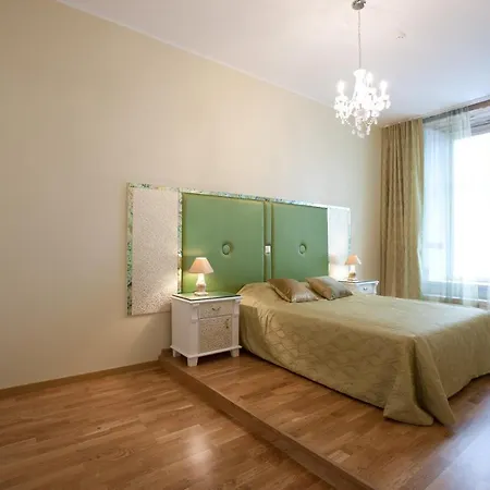 Cozy In Old Town Apartment